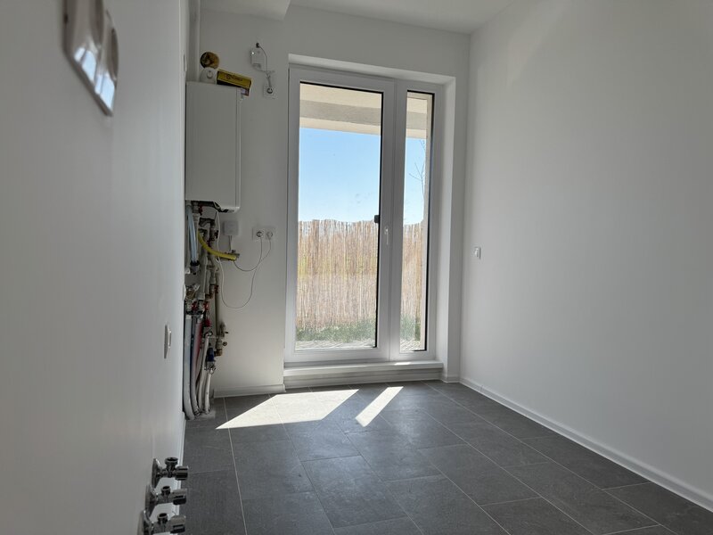 Bucurestii Noi, Chitila, Sector 1, studio cu gradina, nou, gata de mutare,